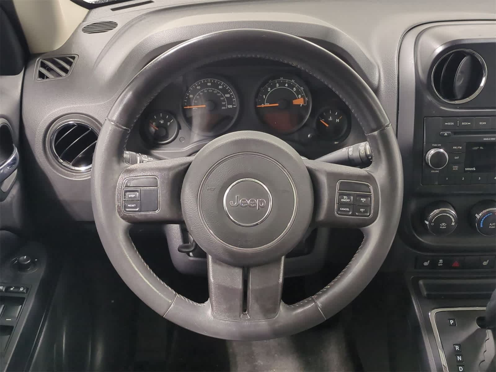 Thumbnail: 2015 Jeep Patriot - 24