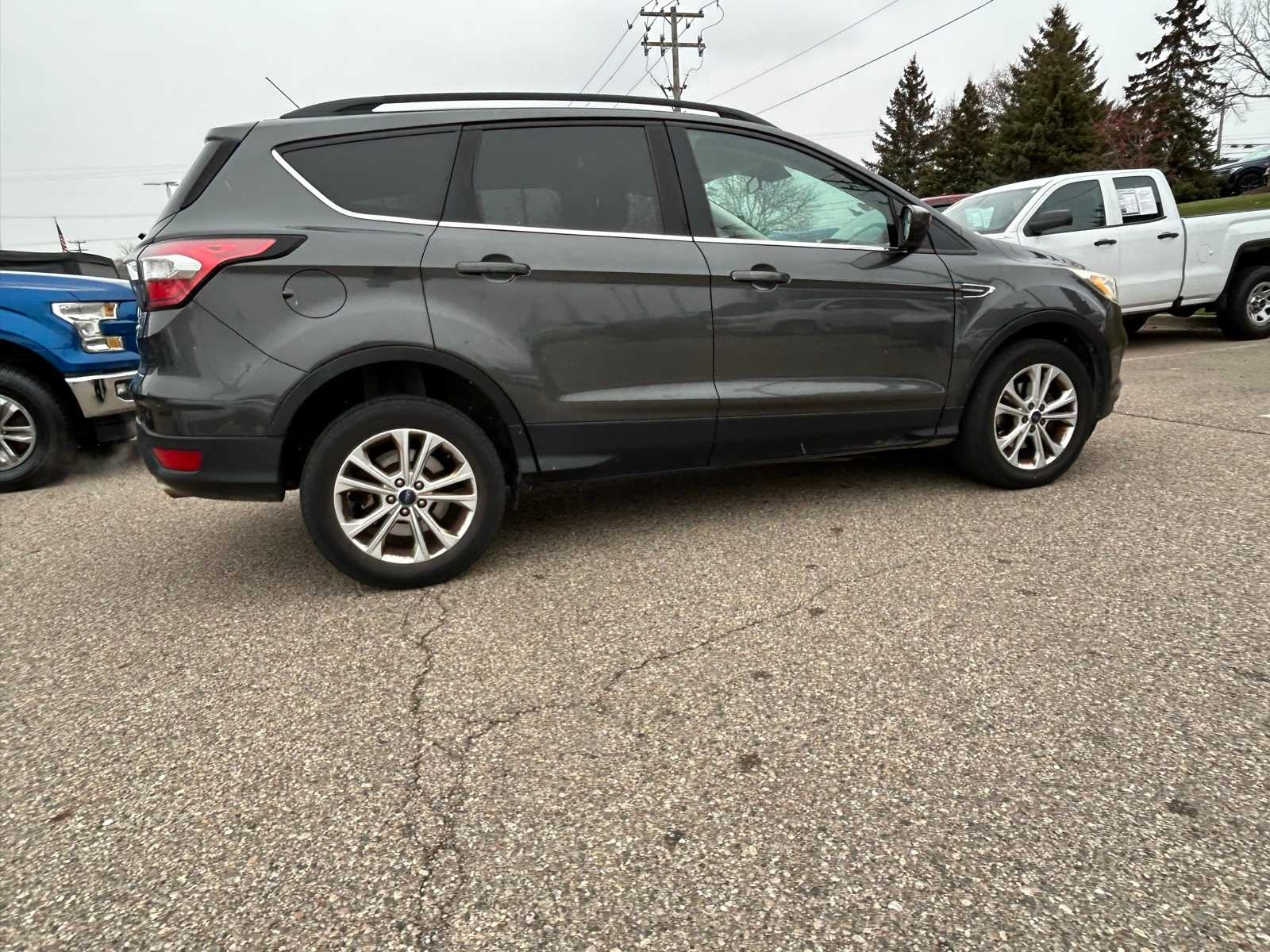 Thumbnail: 2018 Ford Escape - 8