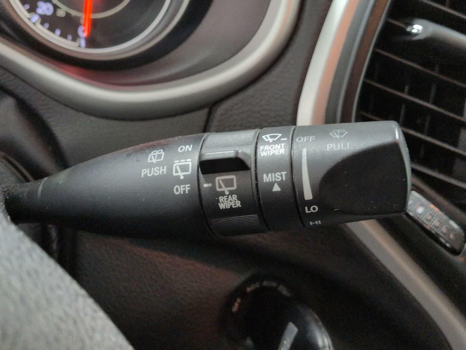 Thumbnail: 2017 Jeep Cherokee - 26