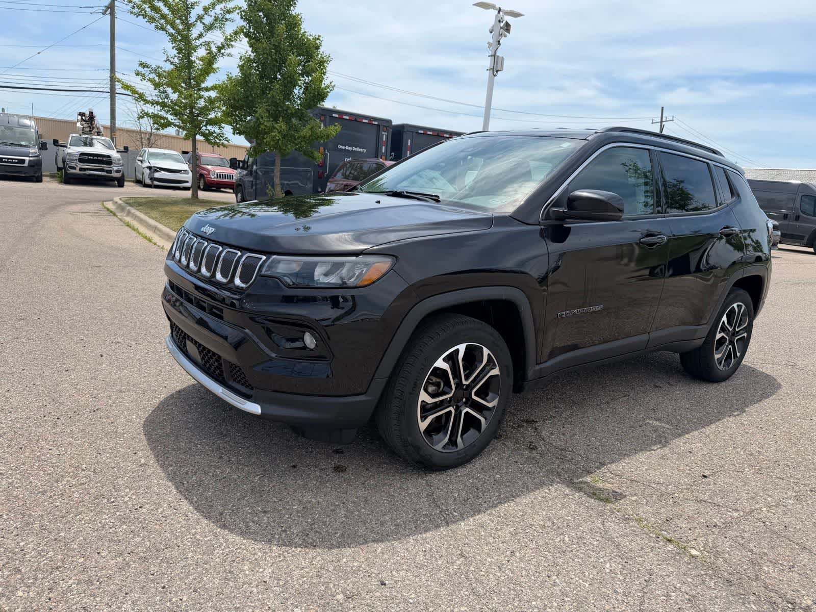 2022 Jeep Compass Limited 4X4's photo