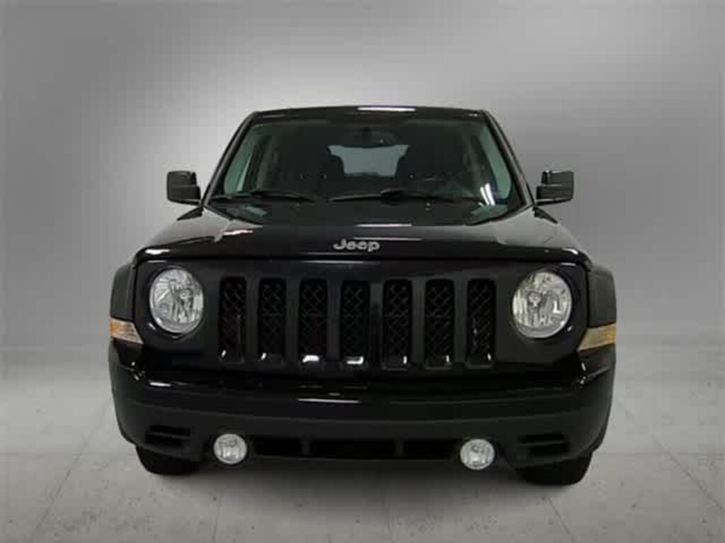 Used 2014 Jeep Patriot Latitude For Sale in Farmington Hills, MI
