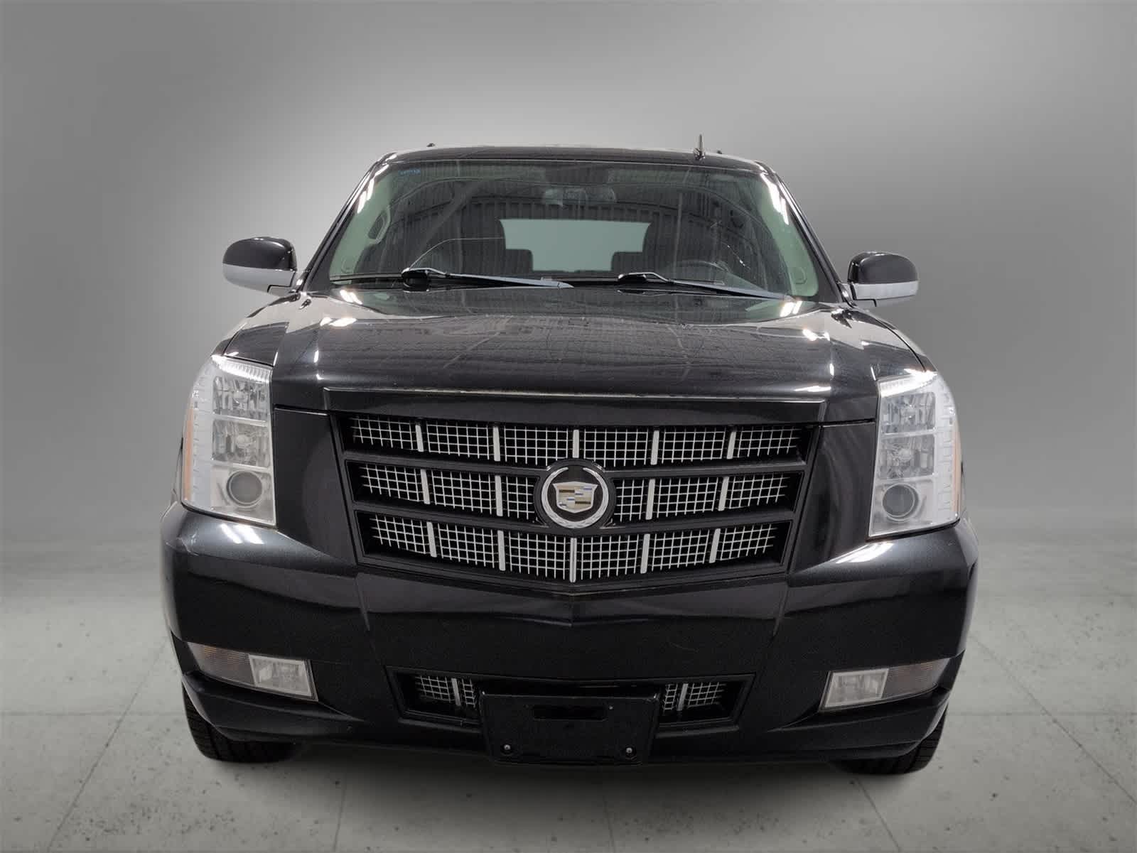 Thumbnail: 2012 Cadillac Escalade - 3