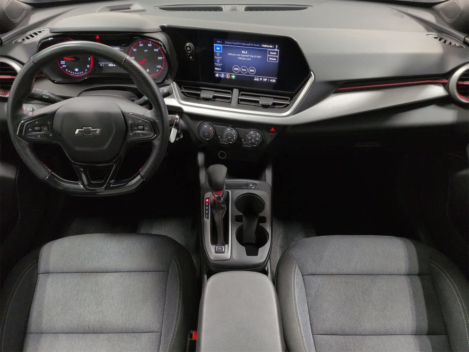 Thumbnail: 2024 Chevrolet Trax - 16