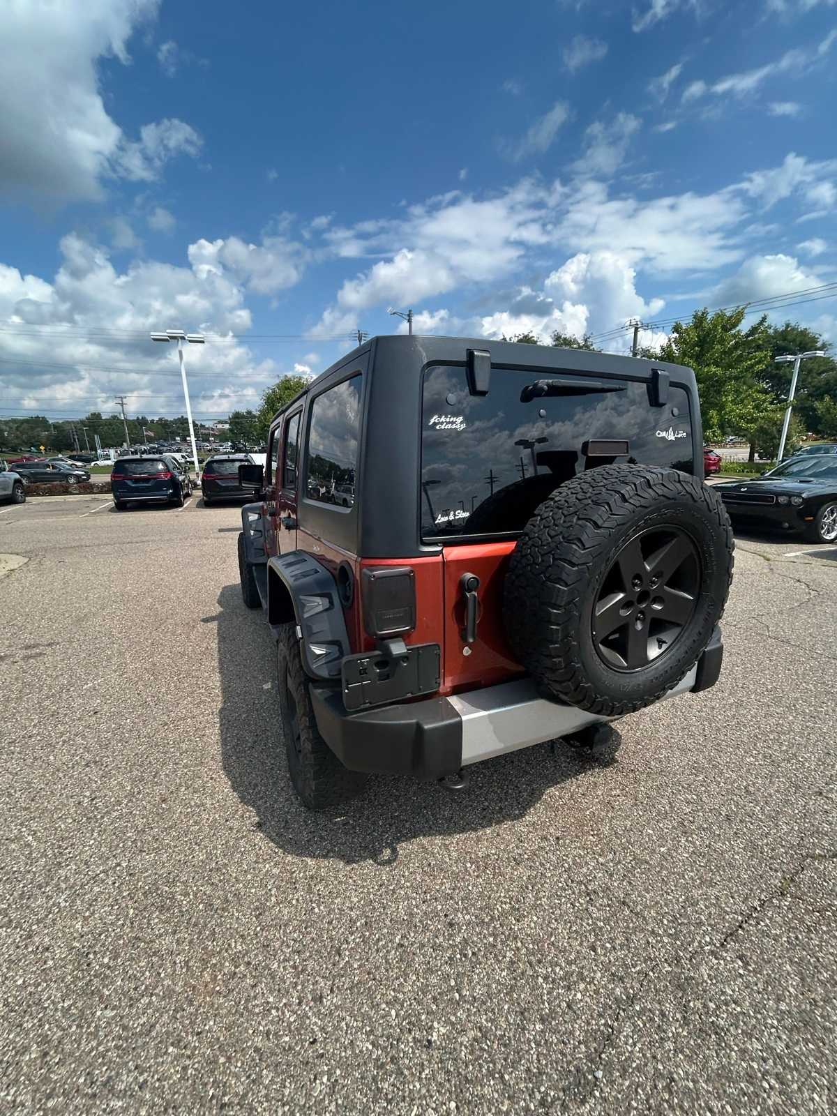 Thumbnail: 2014 Jeep Wrangler - 24
