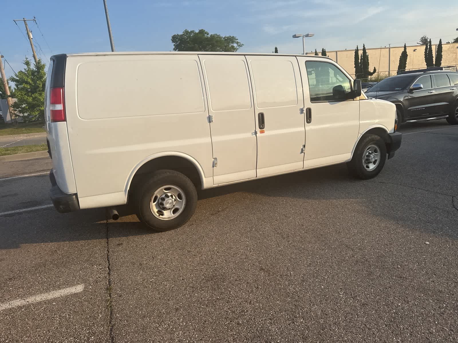 Thumbnail: 2018 Chevrolet Express - 13