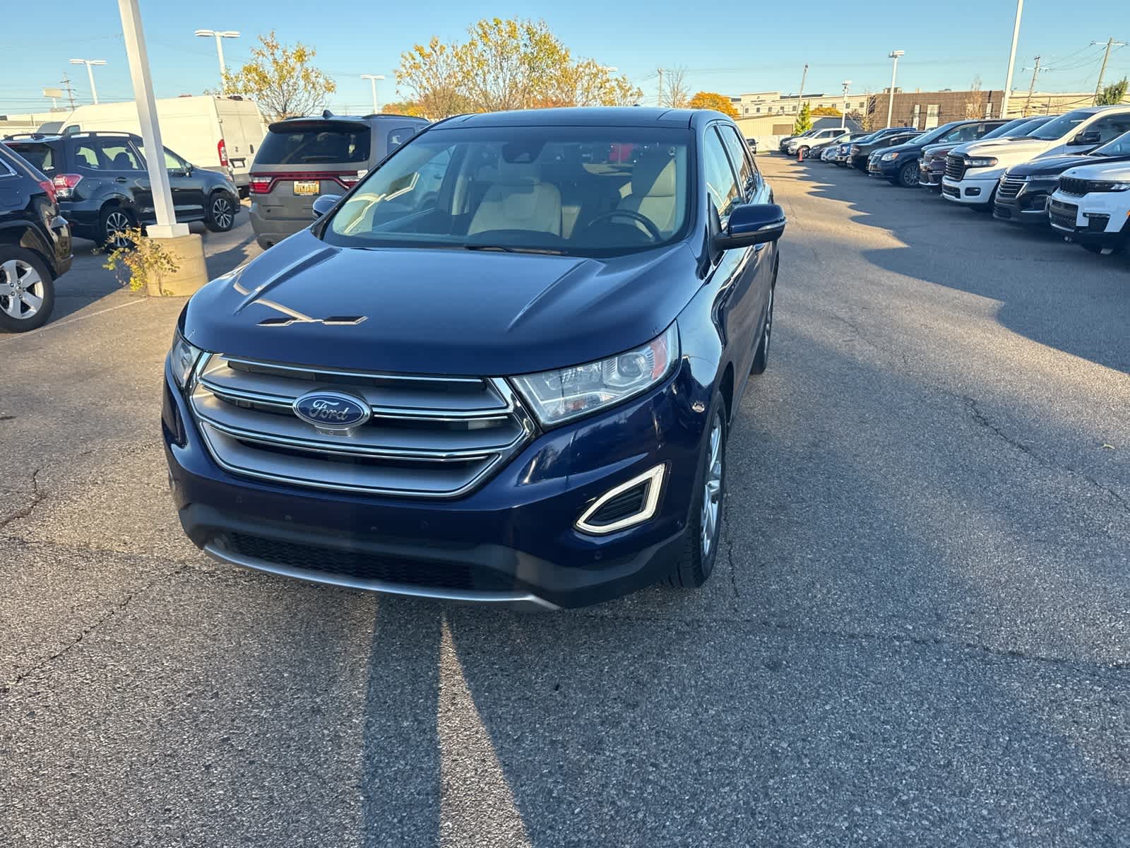 Thumbnail: 2016 Ford Edge - 3