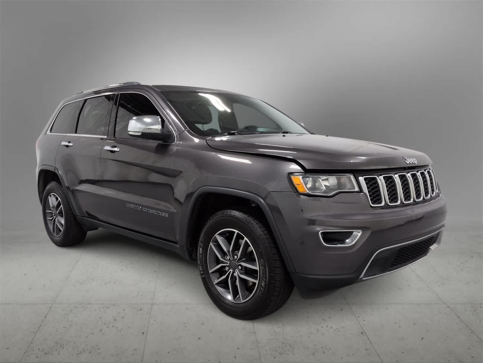 2019 Jeep Grand Cherokee Limited photo 2