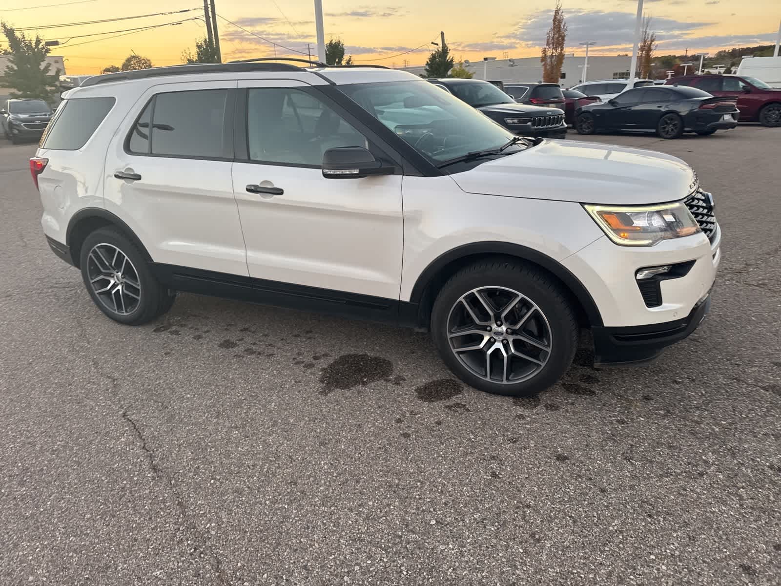 Thumbnail: 2019 Ford Explorer - 11