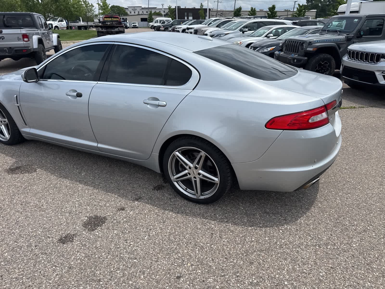 Thumbnail: 2011 Jaguar XF - 21