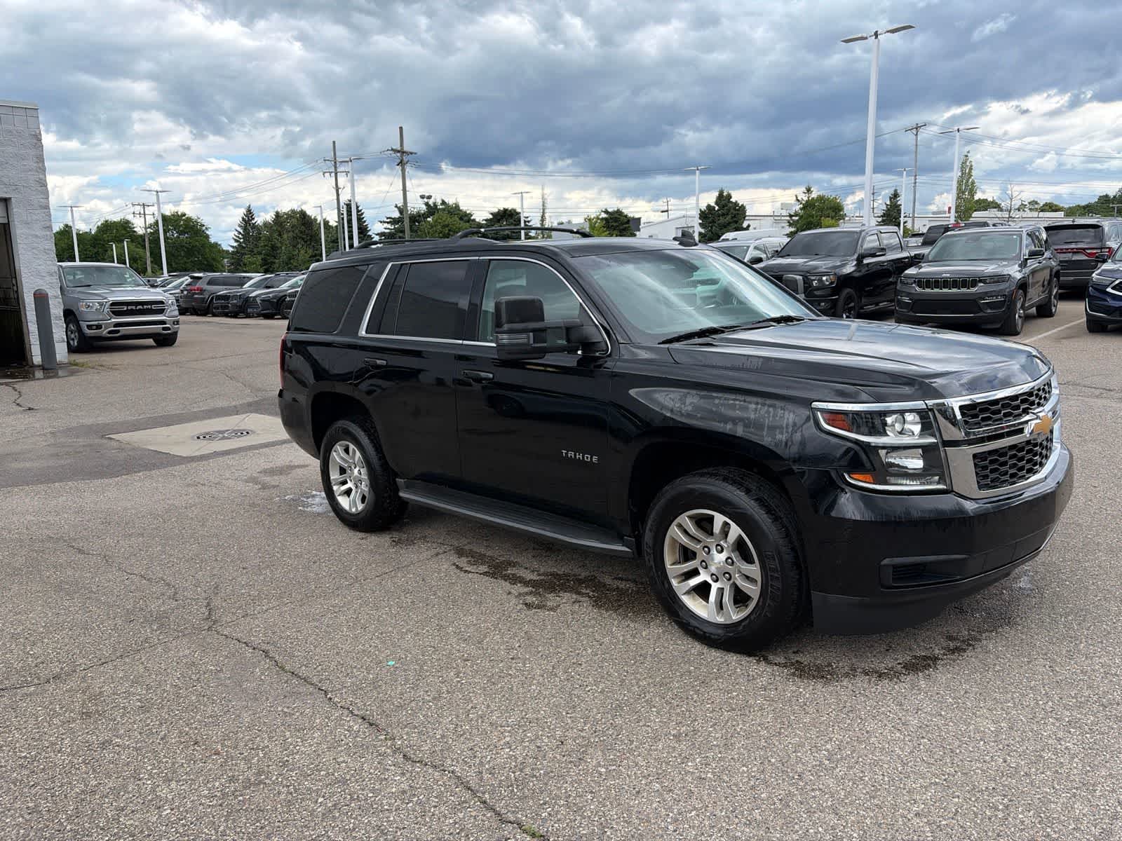 Thumbnail: 2018 Chevrolet Tahoe - 8