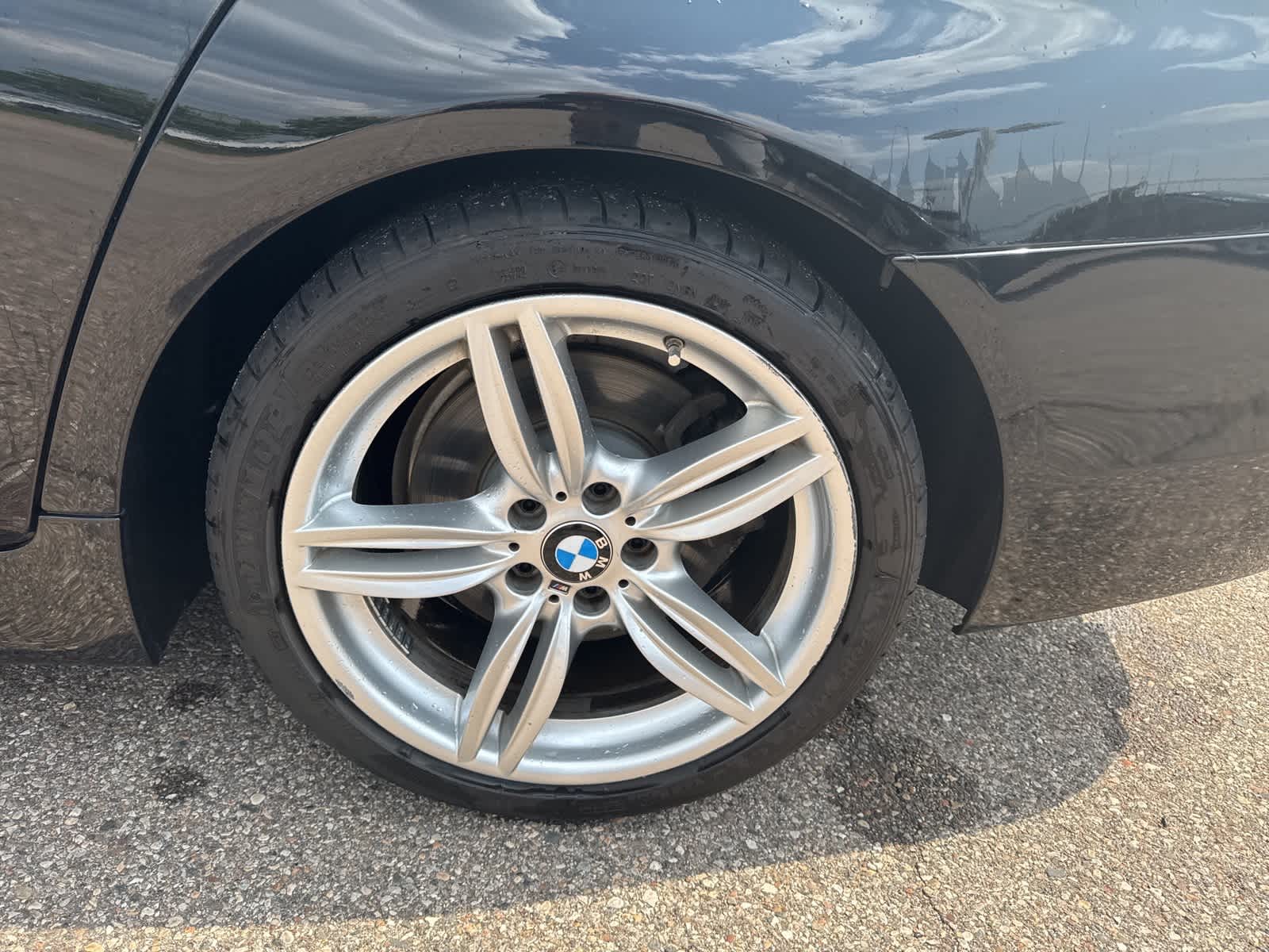 2015 BMW 5 Series 550i 29