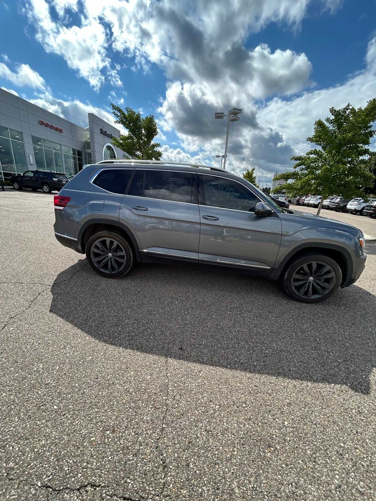 Thumbnail: 2019 Volkswagen Atlas - 12