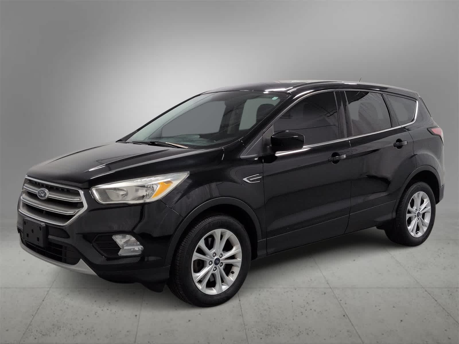 Thumbnail: 2017 Ford Escape - 4