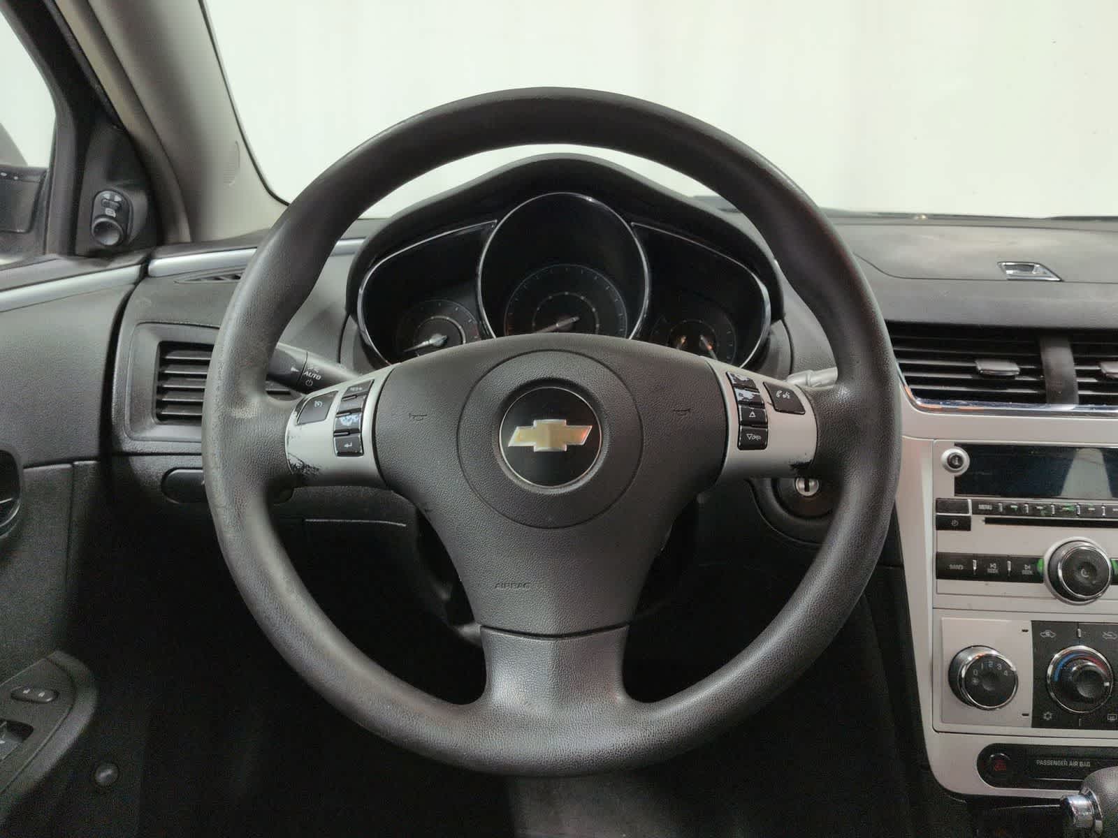 Thumbnail: 2009 Chevrolet Malibu - 23