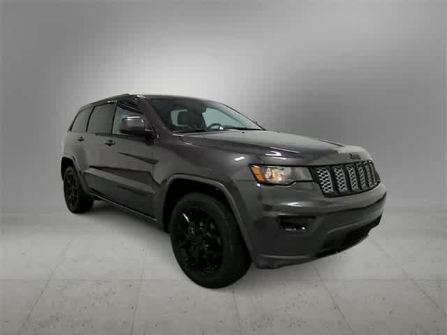 Used 2018 Jeep Grand Cherokee Altitude with VIN 1C4RJFAG4JC103702 for sale in Farmington, MI