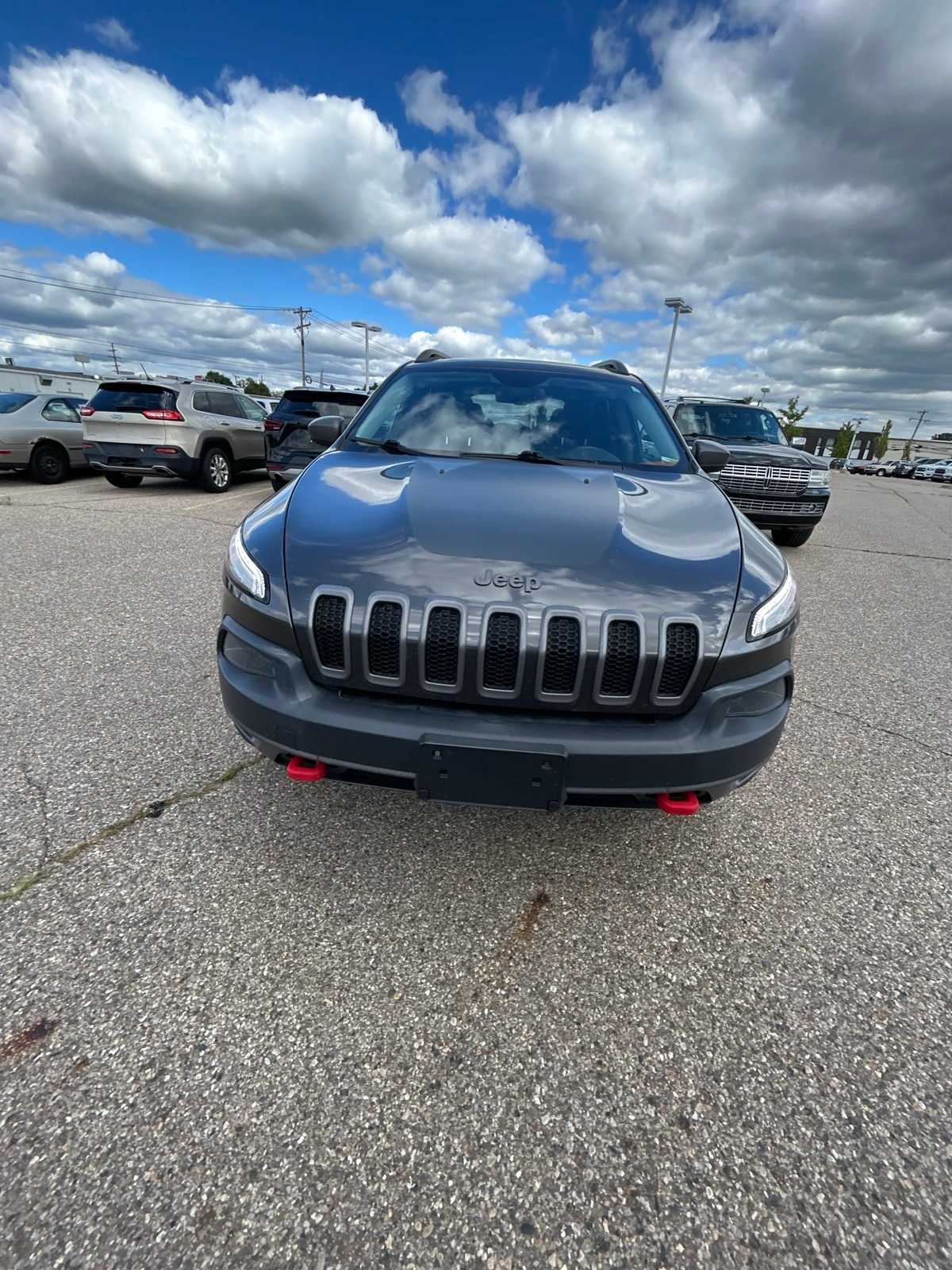 Thumbnail: 2015 Jeep Cherokee - 7