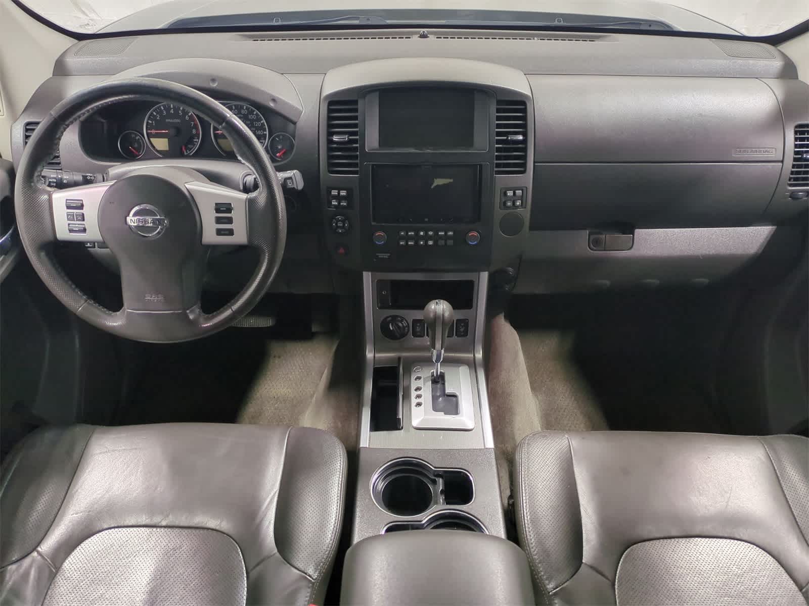 Thumbnail: 2012 Nissan Pathfinder - 16