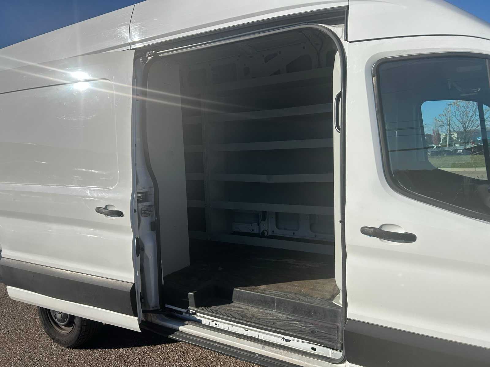 Thumbnail: 2020 Ford Transit Series - 28