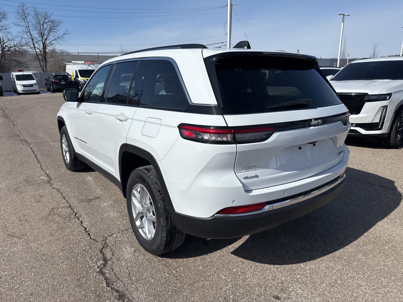 Thumbnail: 2024 Jeep Grand Cherokee - 18