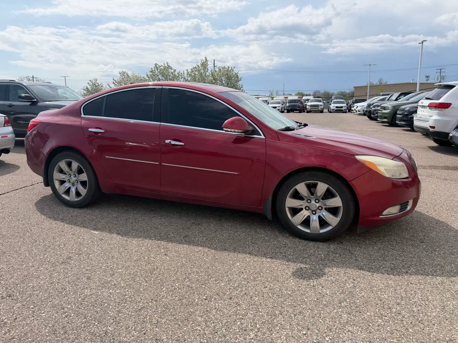 Thumbnail: 2012 Buick Regal - 10