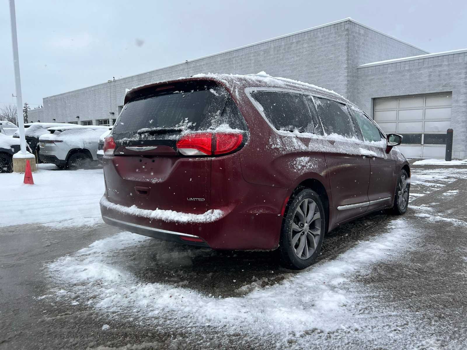 Thumbnail: 2019 Chrysler Pacifica - 22