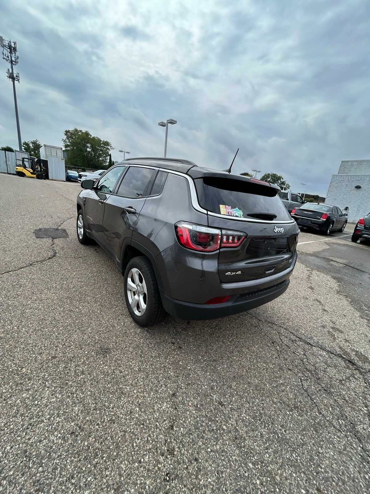 Thumbnail: 2019 Jeep Compass - 21