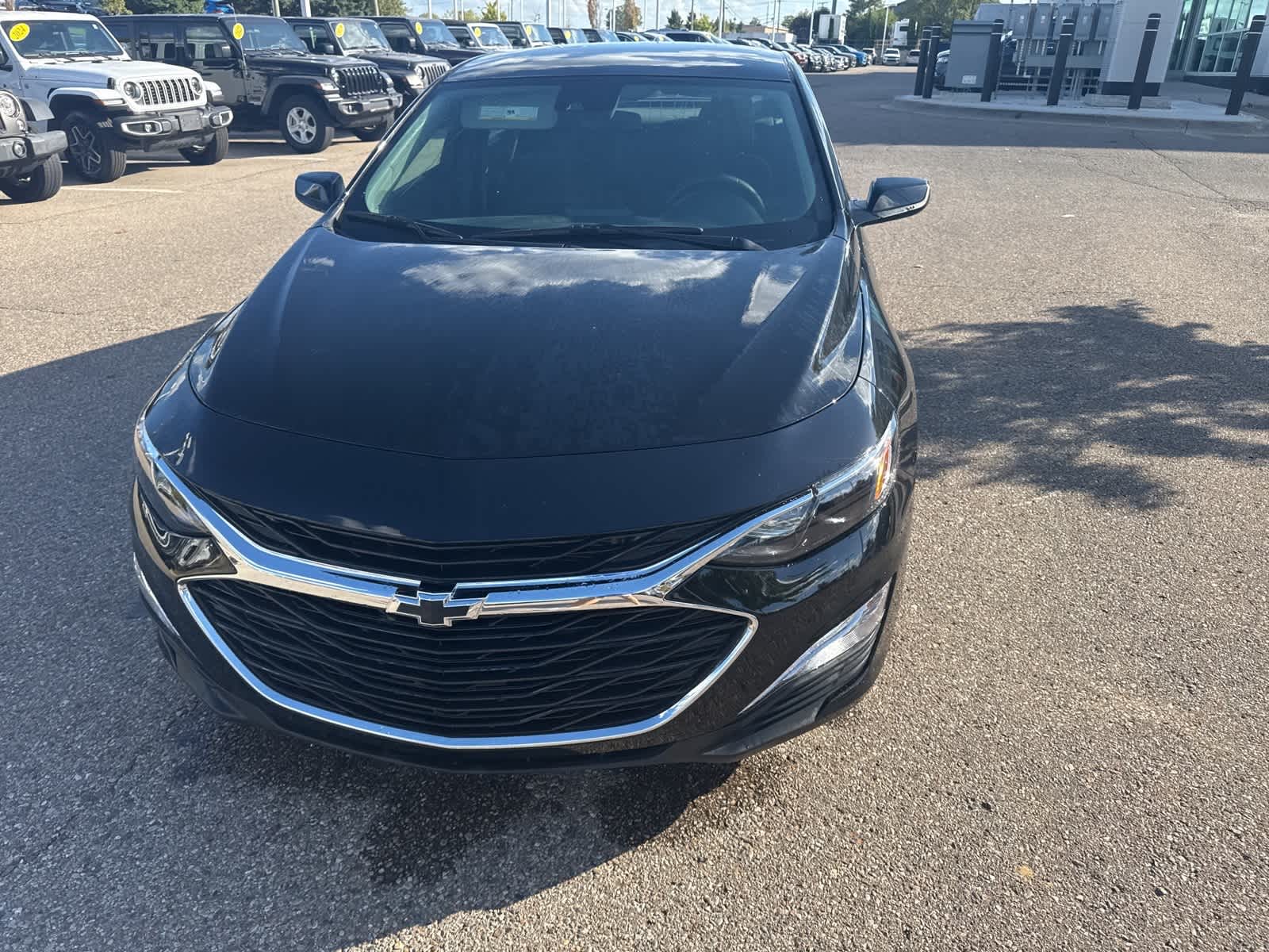 Thumbnail: 2024 Chevrolet Malibu - 3