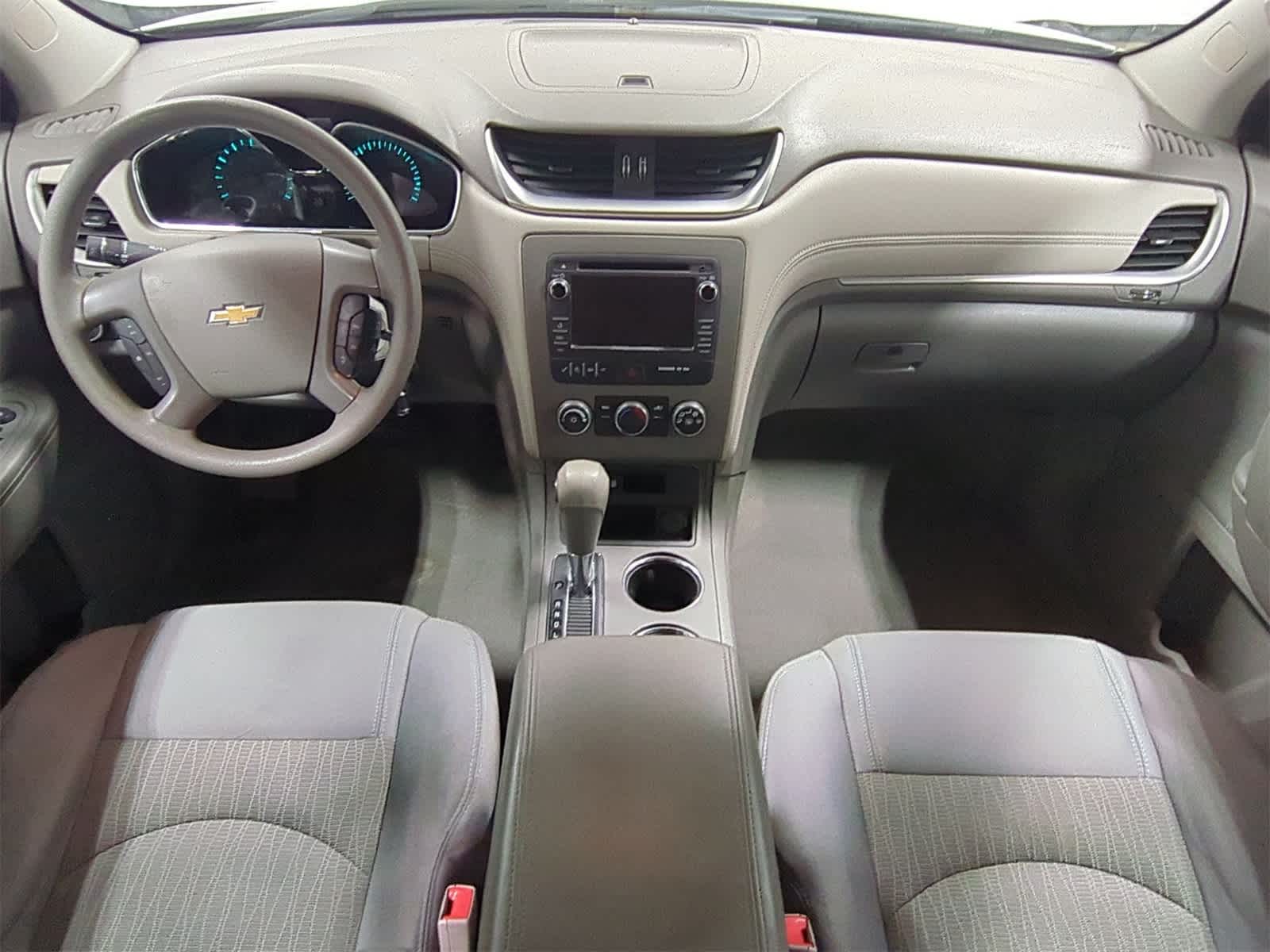 Thumbnail: 2014 Chevrolet Traverse - 15