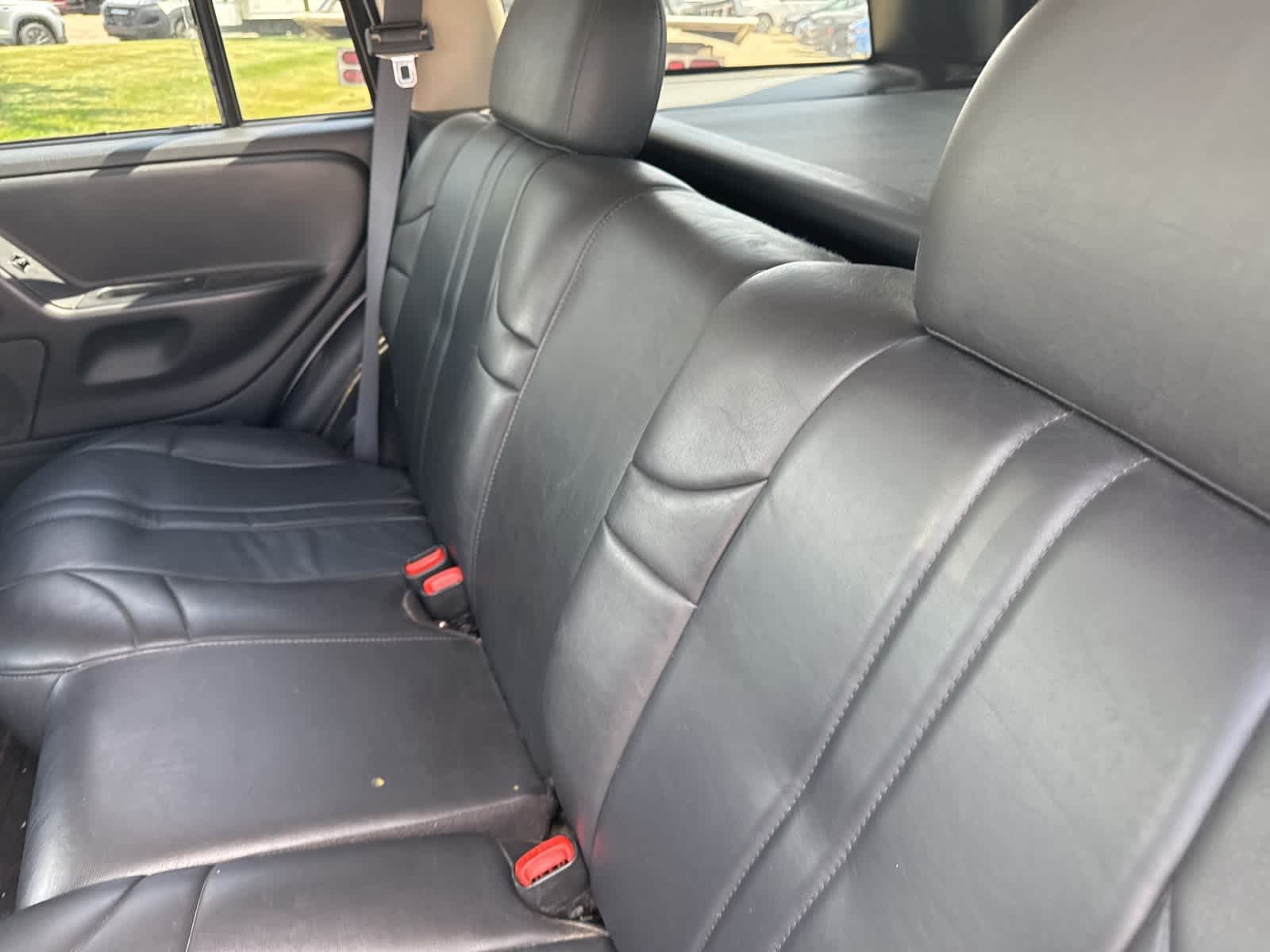Thumbnail: 2004 Jeep Grand Cherokee - 27
