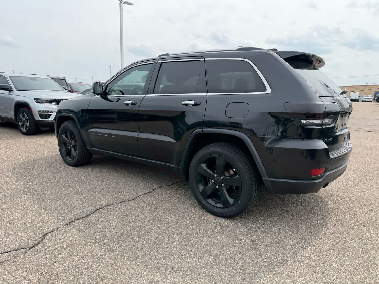 Thumbnail: 2014 Jeep Grand Cherokee - 28