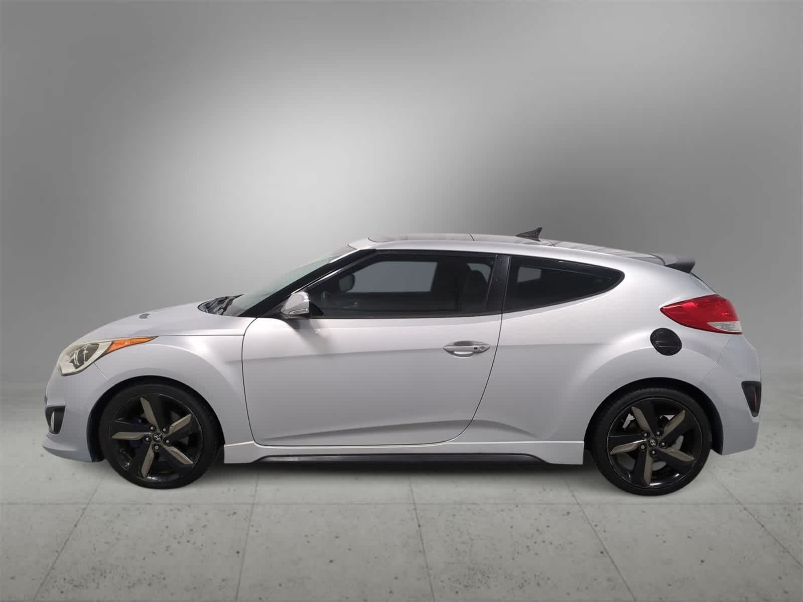 Thumbnail: 2015 Hyundai Veloster - 5