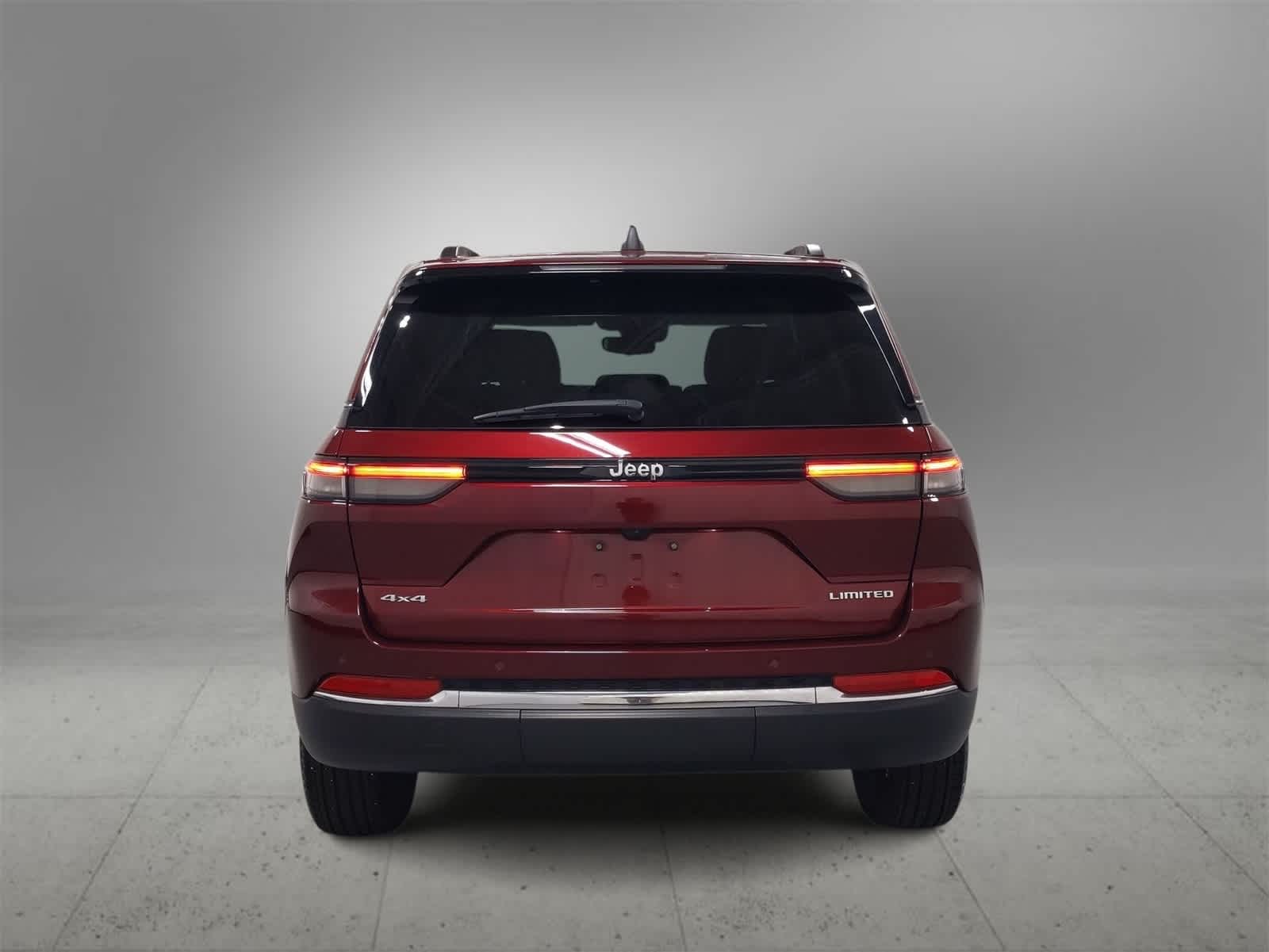 Thumbnail: 2023 Jeep Grand Cherokee - 7