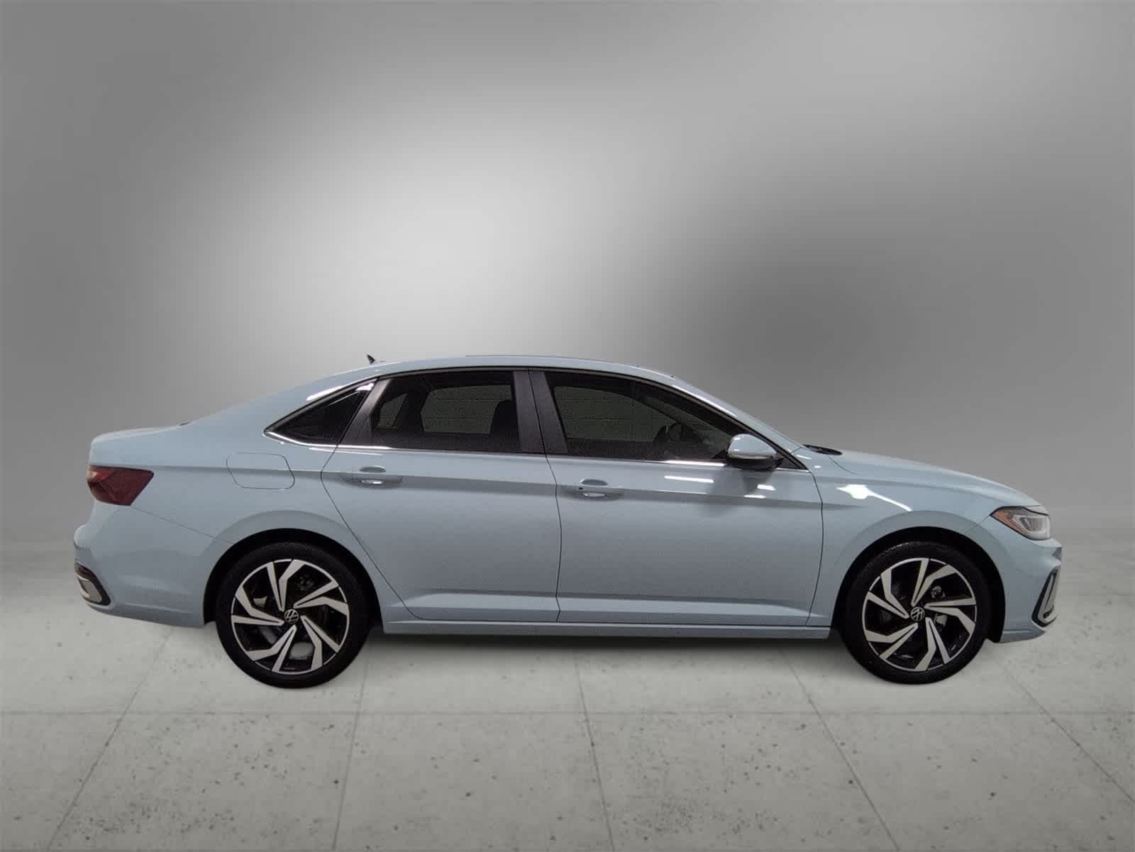 Thumbnail: 2025 Volkswagen Jetta - 9