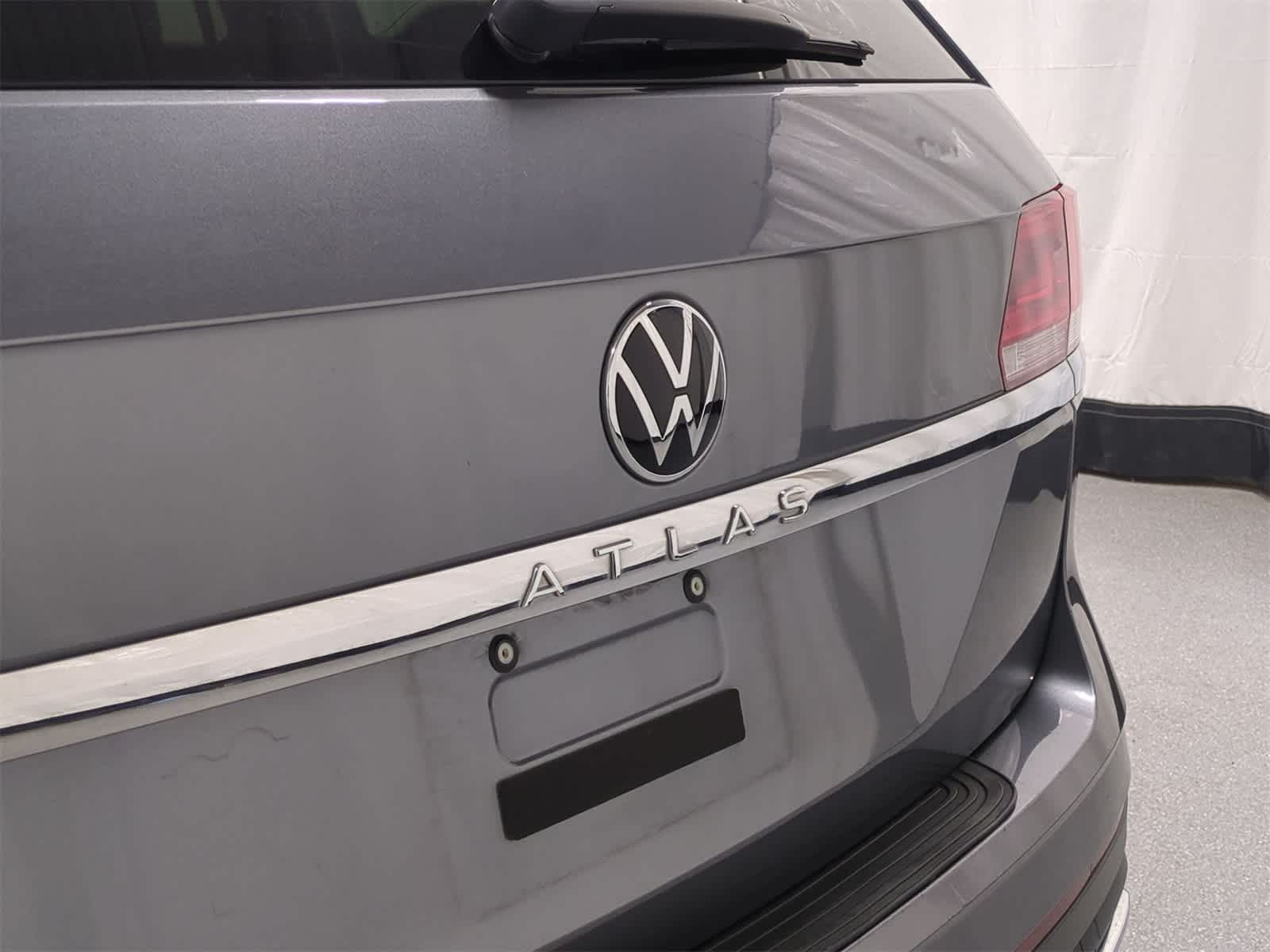 Thumbnail: 2022 Volkswagen Atlas - 13
