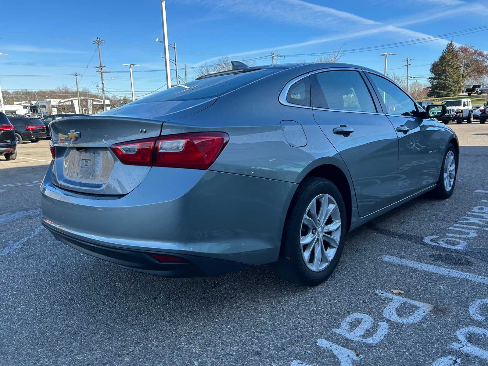 Thumbnail: 2023 Chevrolet Malibu - 17