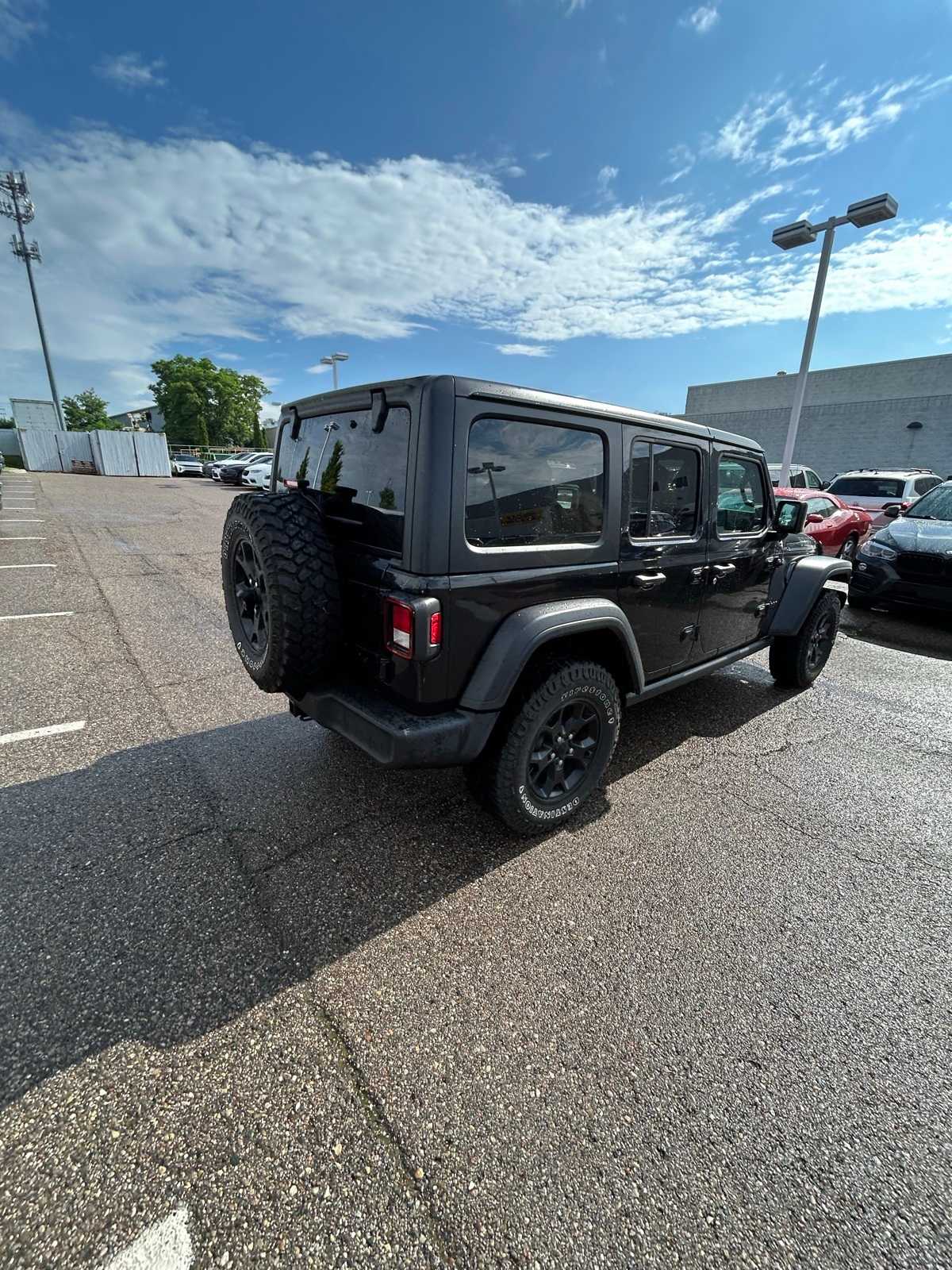 Thumbnail: 2021 Jeep Wrangler - 17