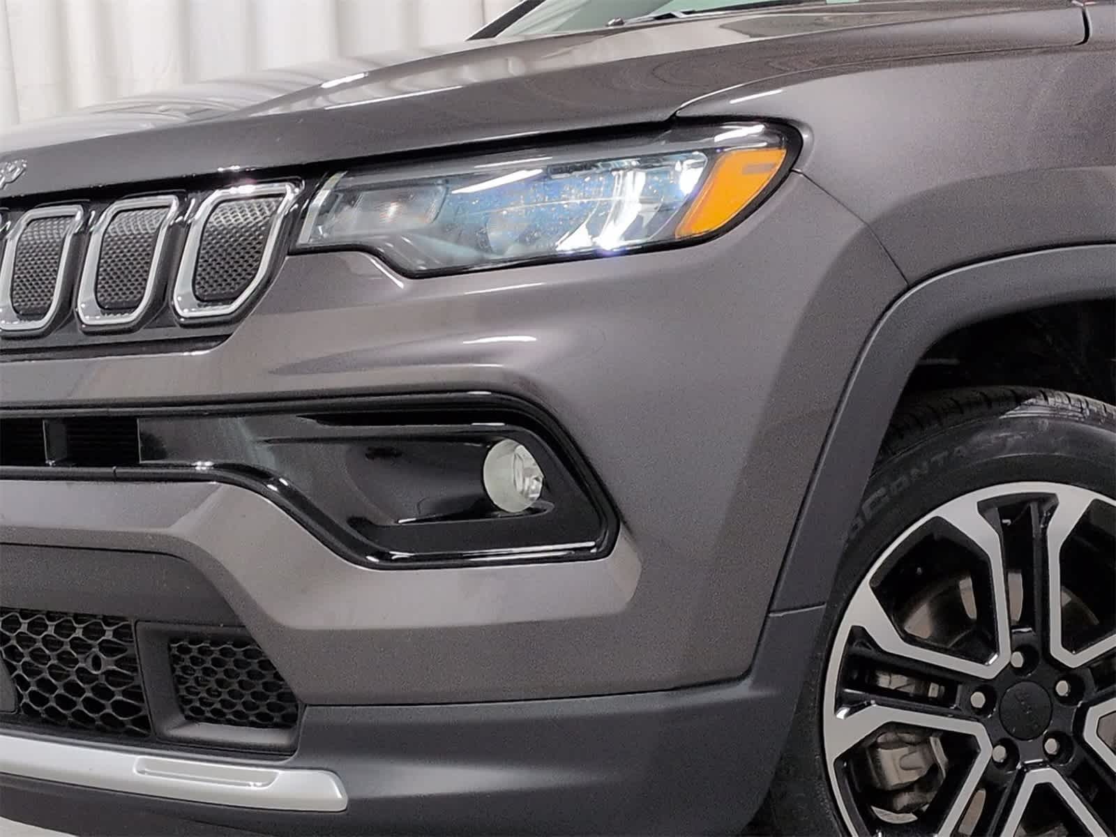 Thumbnail: 2022 Jeep Compass - 11