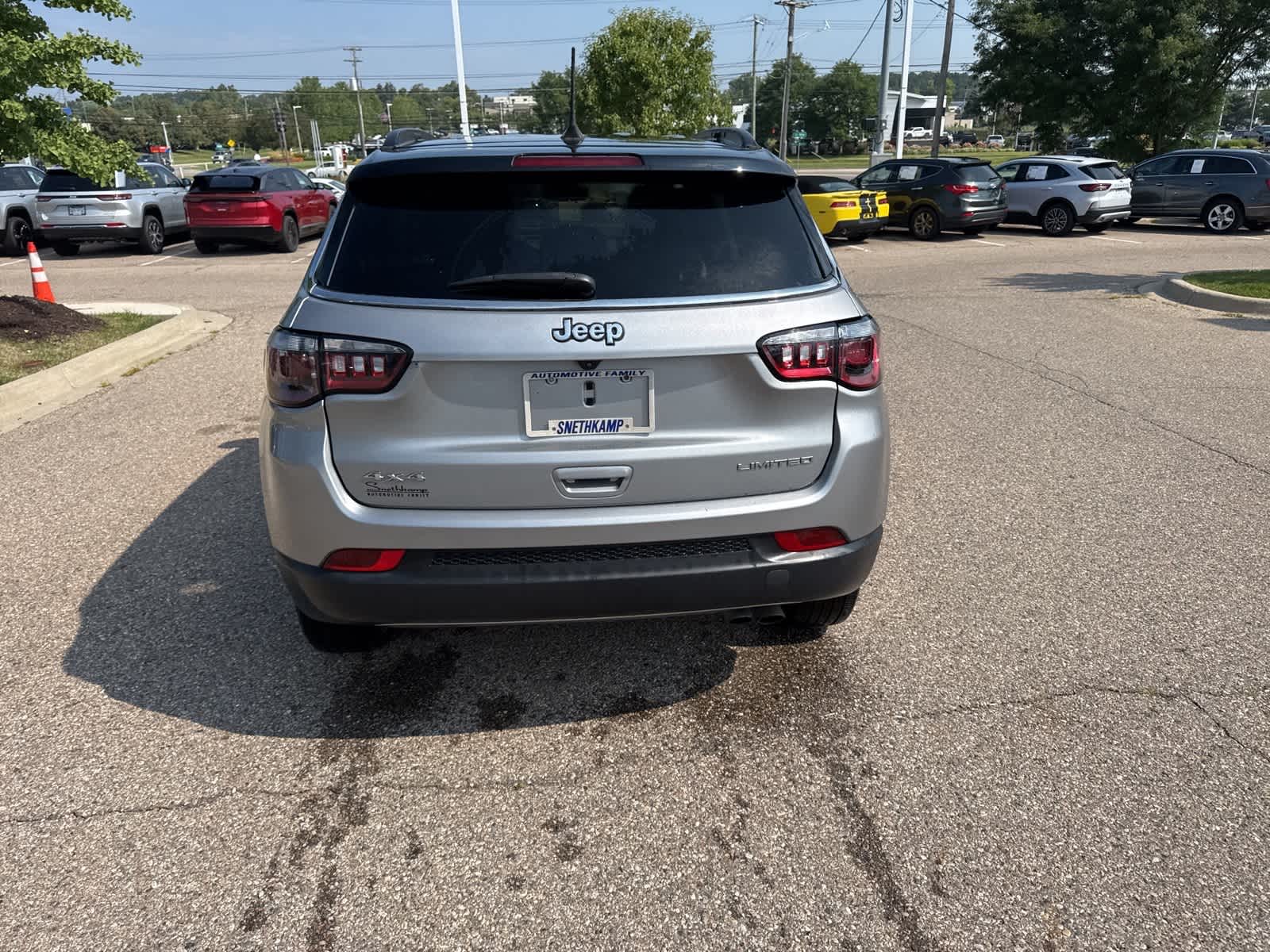 Thumbnail: 2022 Jeep Compass - 20