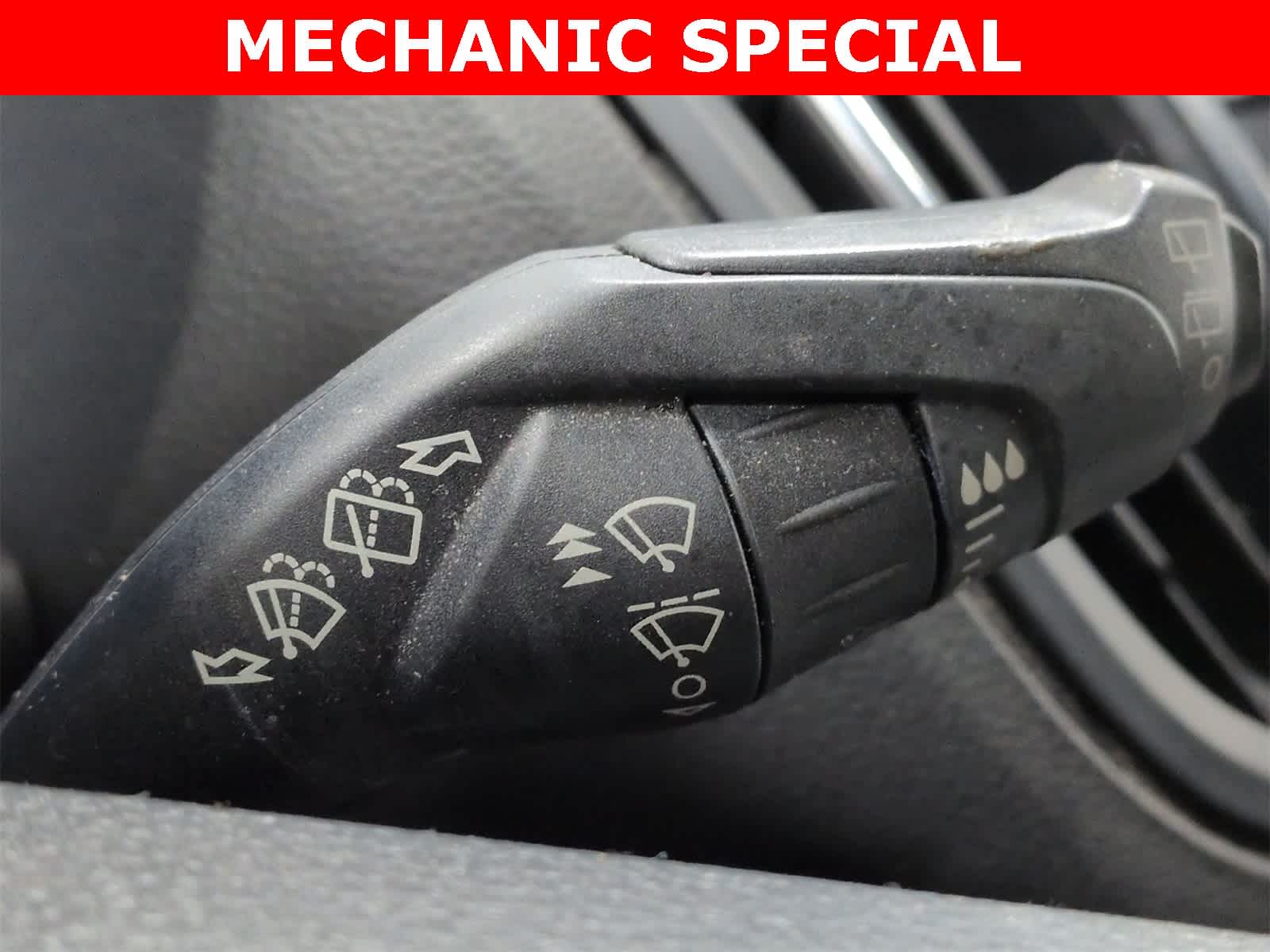 Thumbnail: 2016 Ford Escape - 26