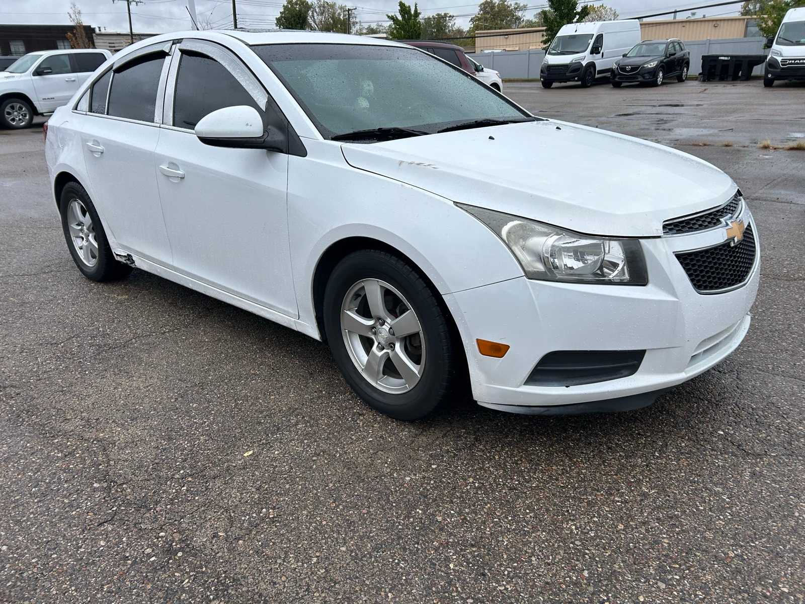 Thumbnail: 2012 Chevrolet Cruze - 6