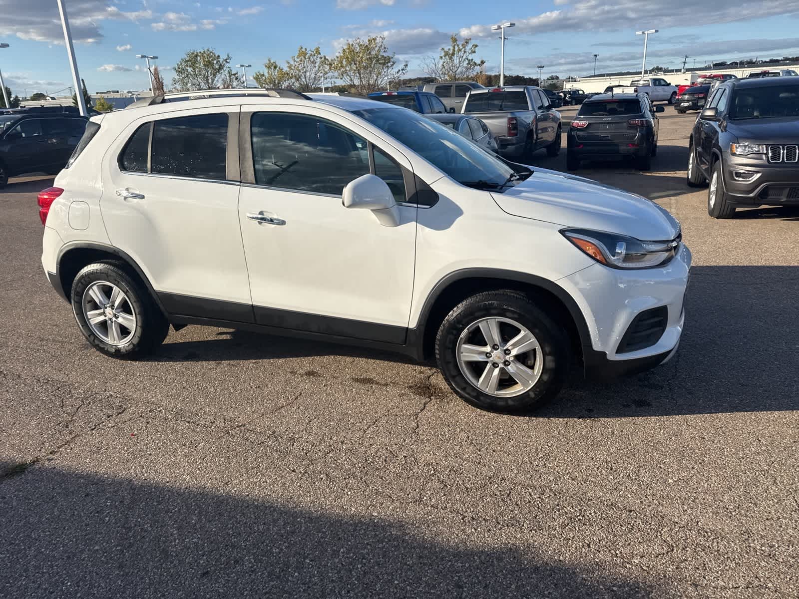 Thumbnail: 2019 Chevrolet Trax - 10
