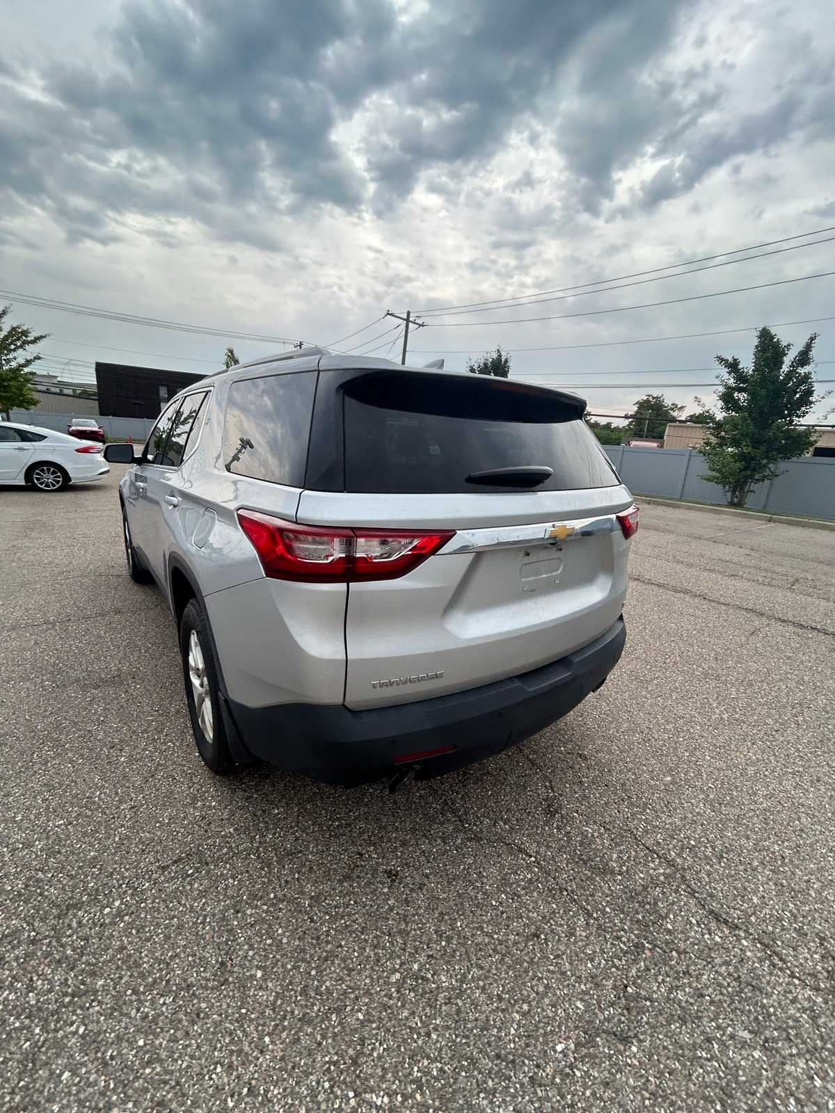 Thumbnail: 2018 Chevrolet Traverse - 23