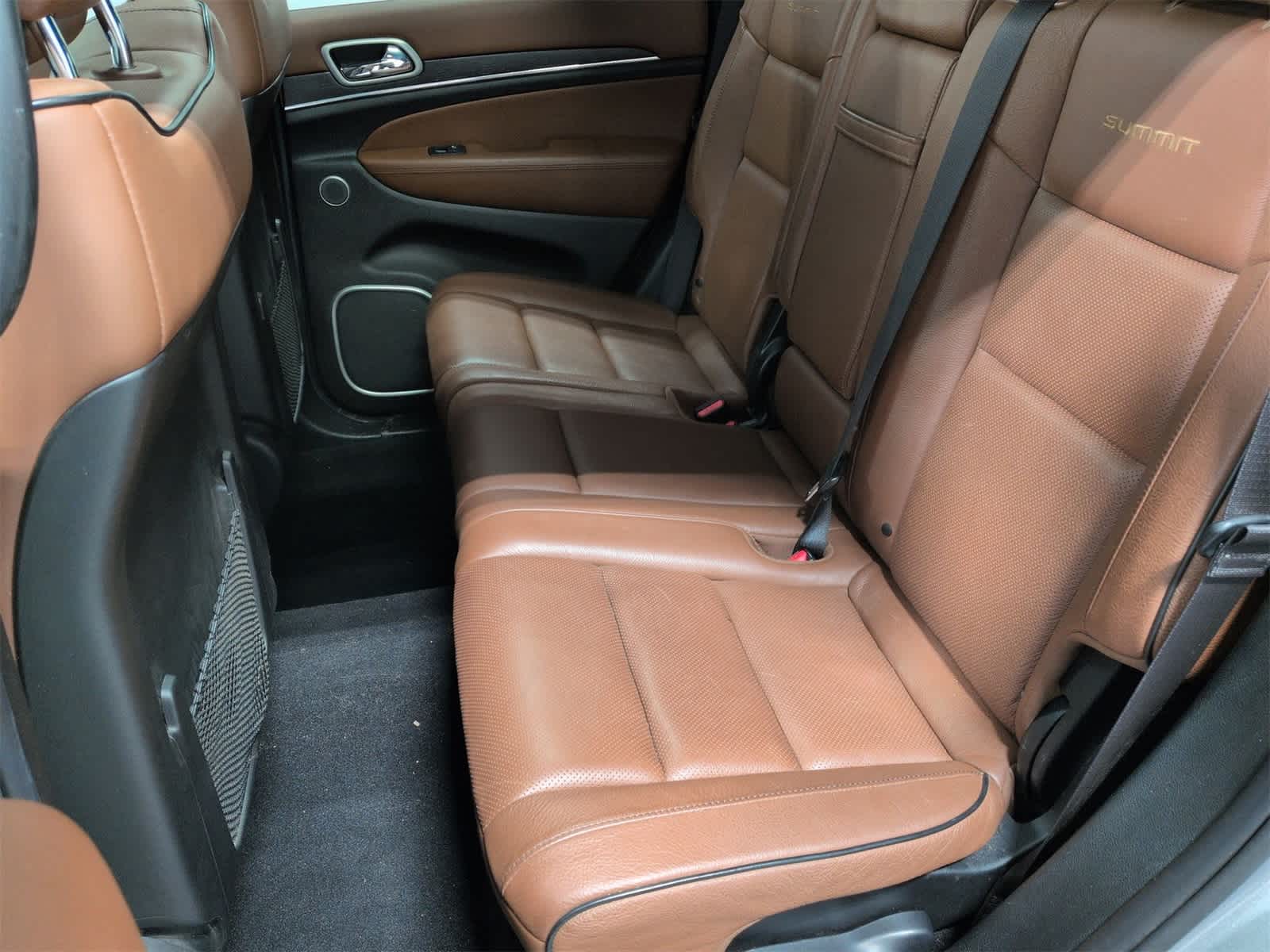 Thumbnail: 2019 Jeep Grand Cherokee - 21