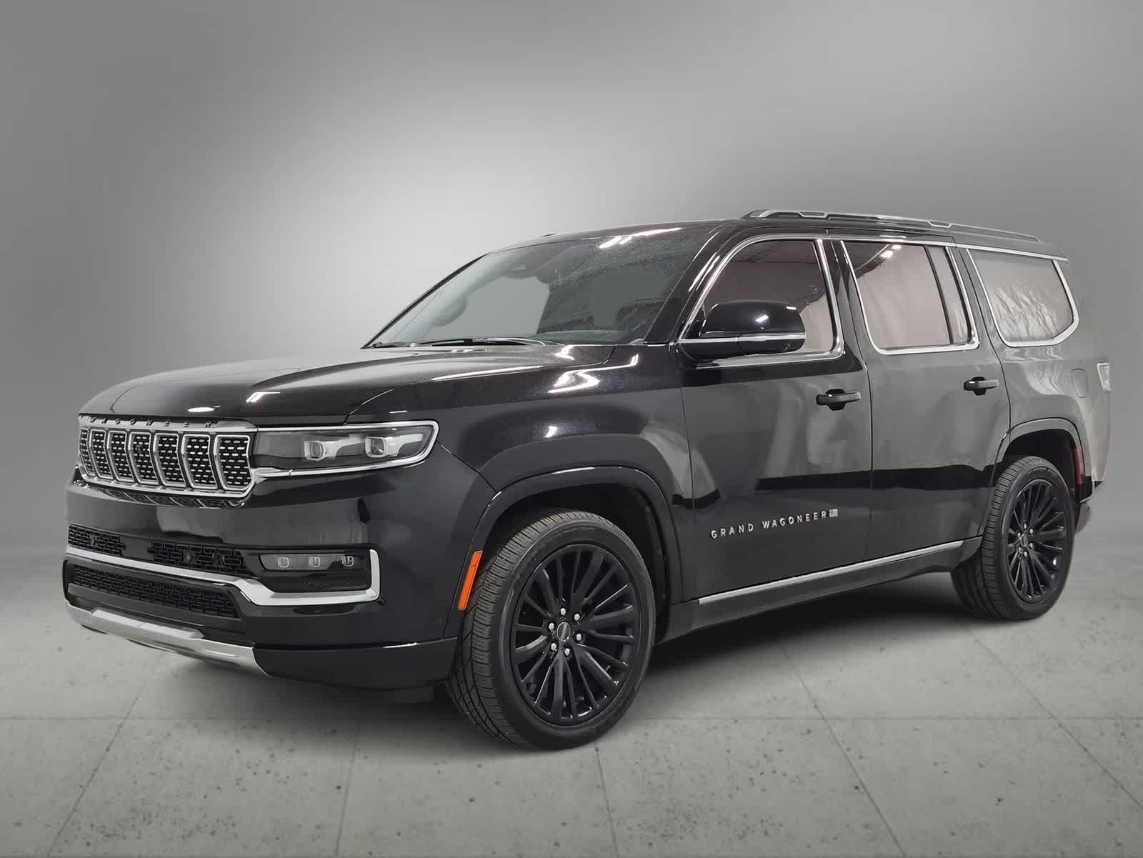 Thumbnail: 2022 Jeep Grand Wagoneer - 4