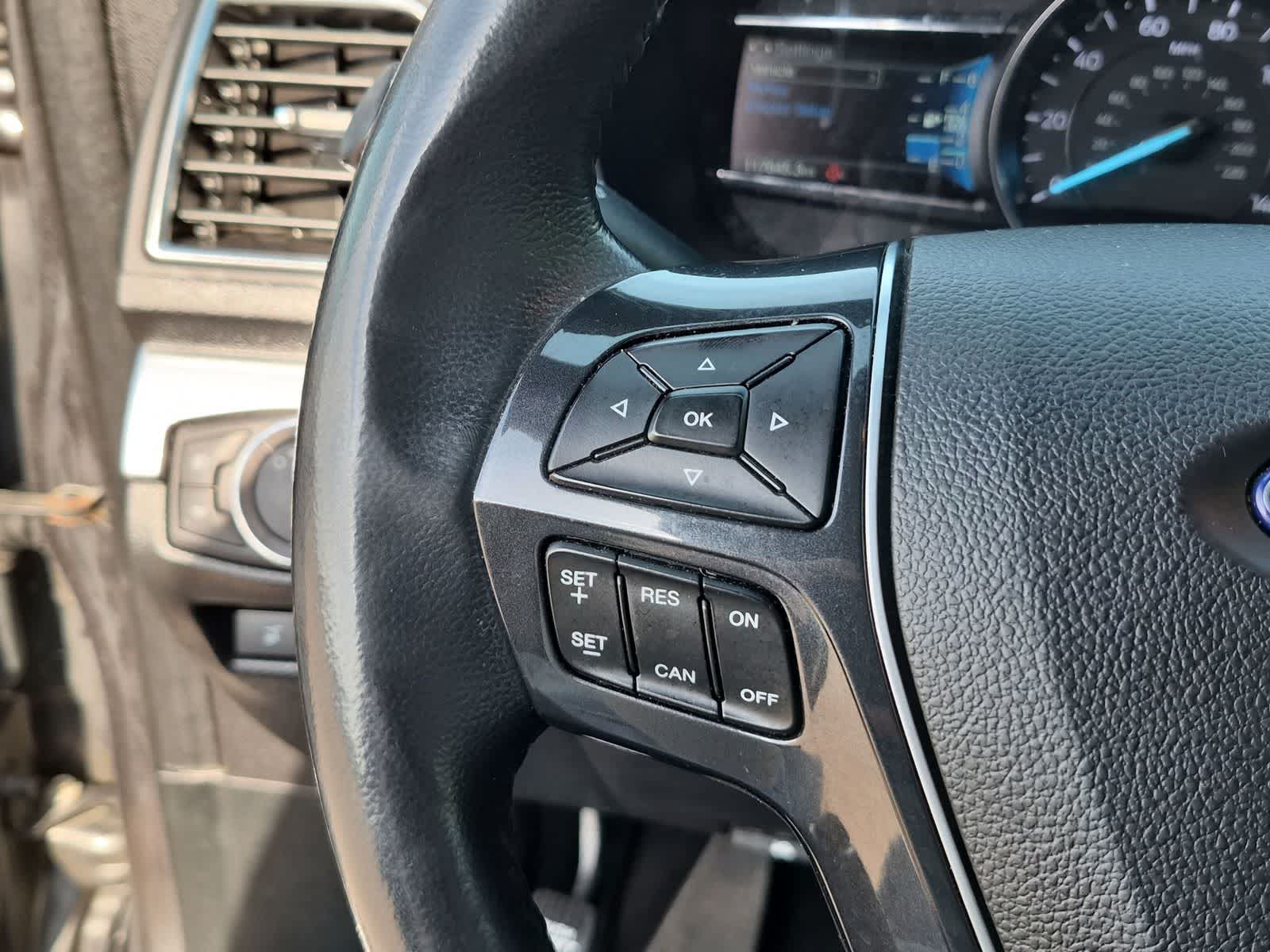 Thumbnail: 2019 Ford Explorer - 30