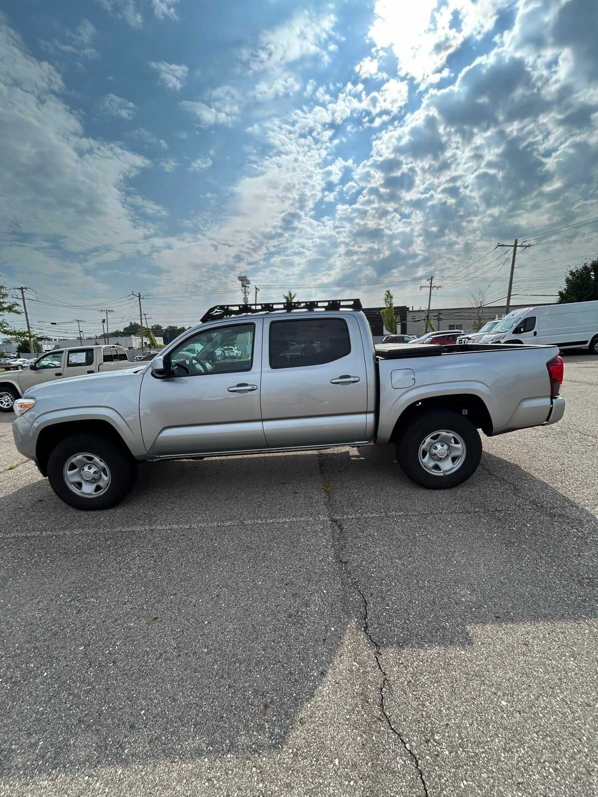 Thumbnail: 2023 Toyota Tacoma - 30