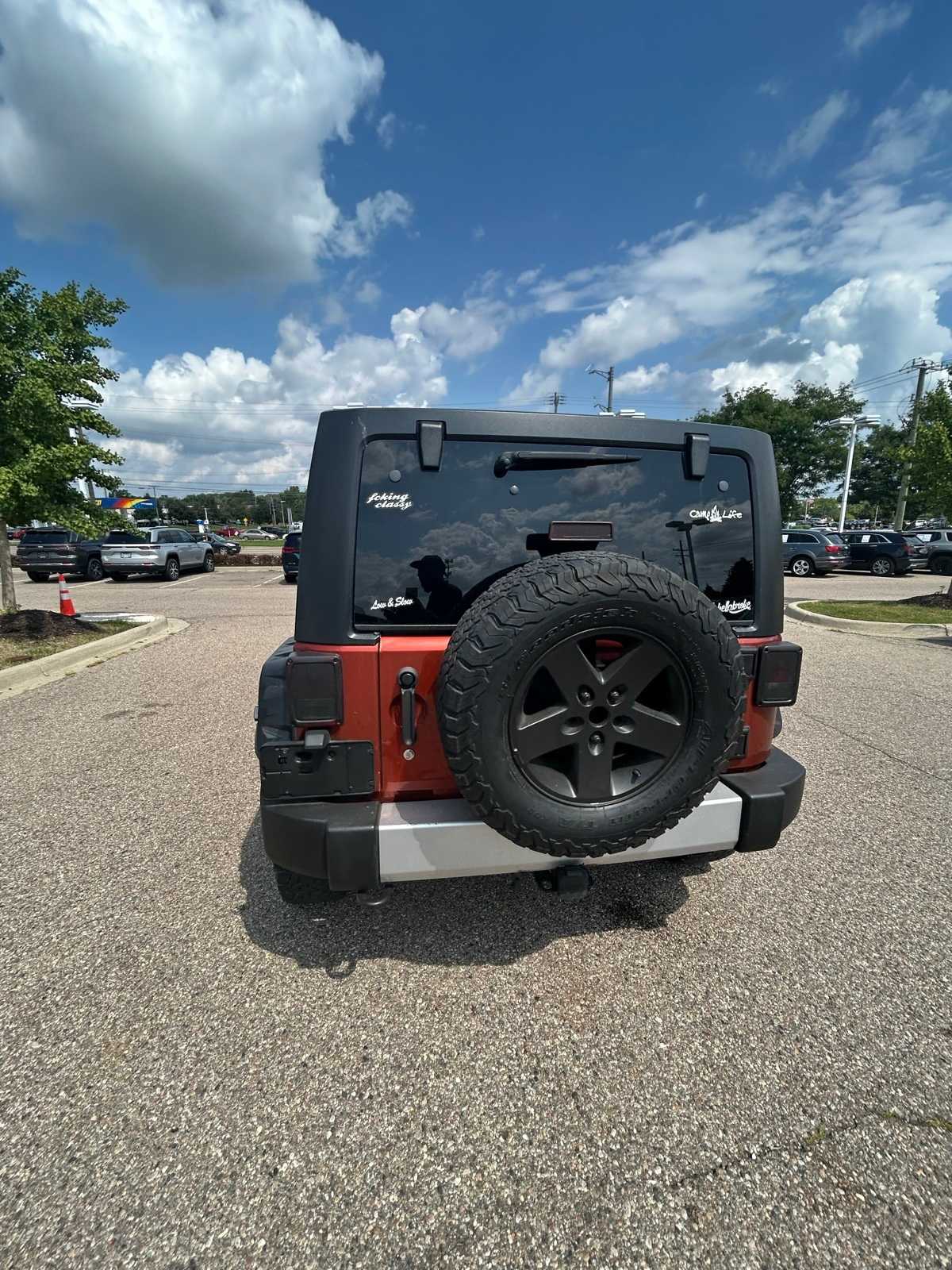 Thumbnail: 2014 Jeep Wrangler - 19