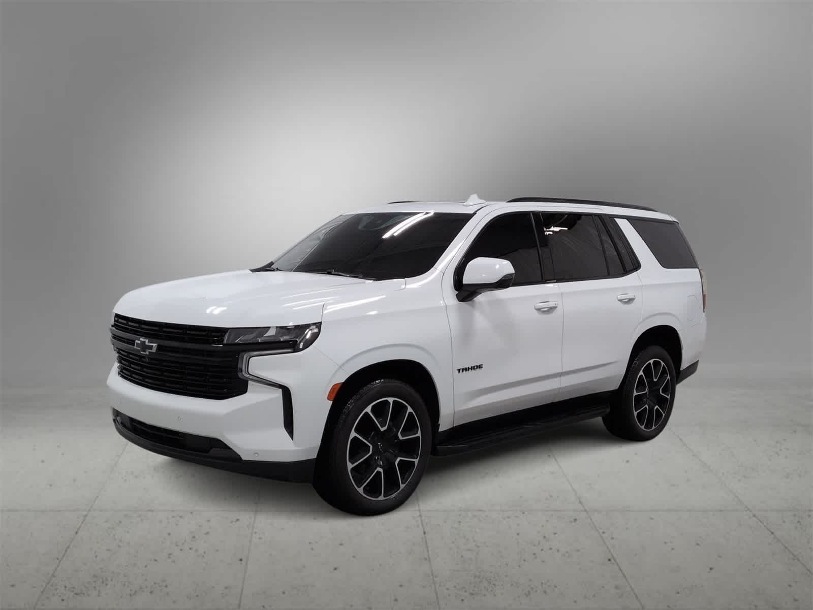 Thumbnail: 2023 Chevrolet Tahoe - 4