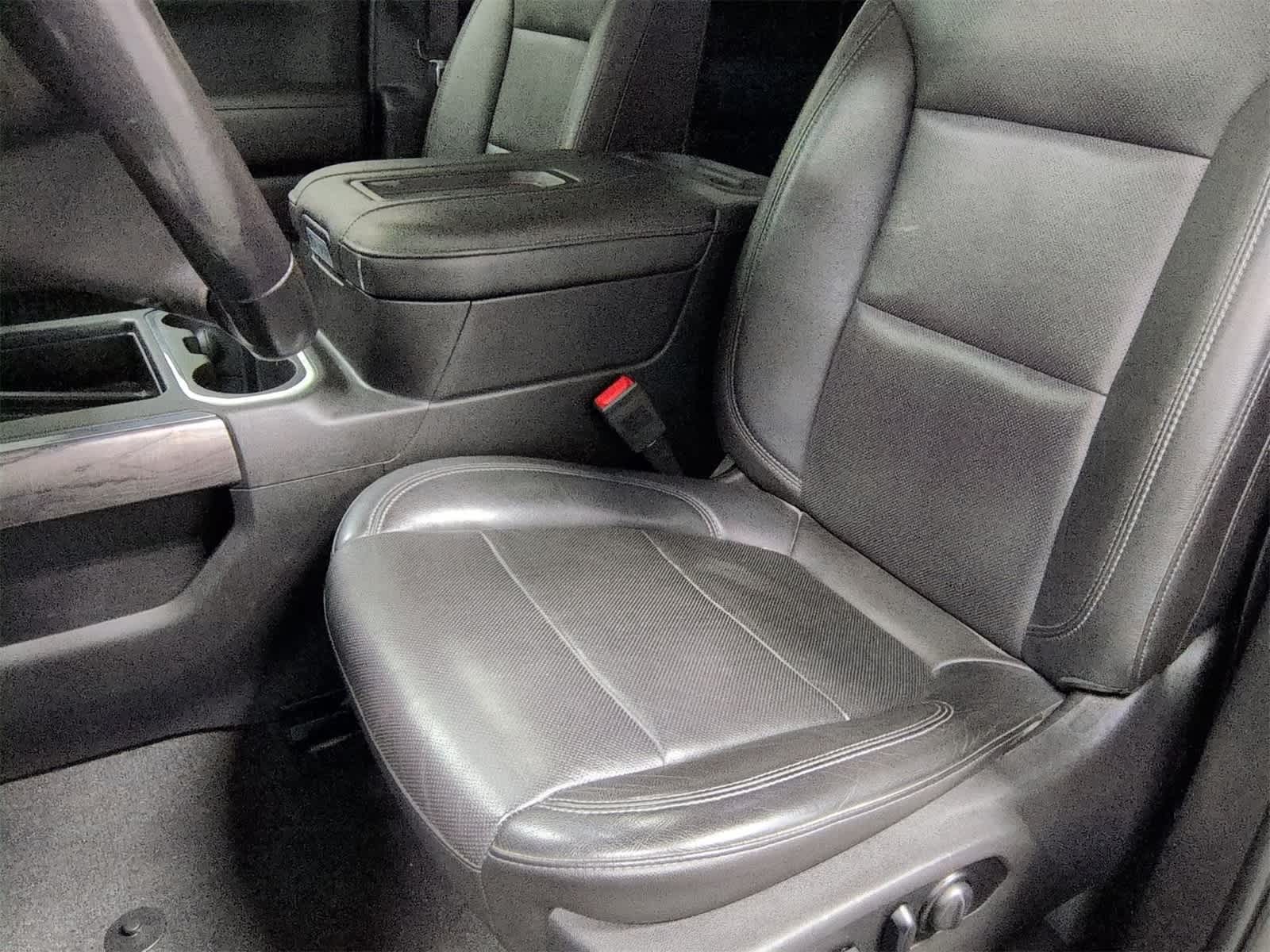 Thumbnail: 2019 Chevrolet Silverado 1500 - 17