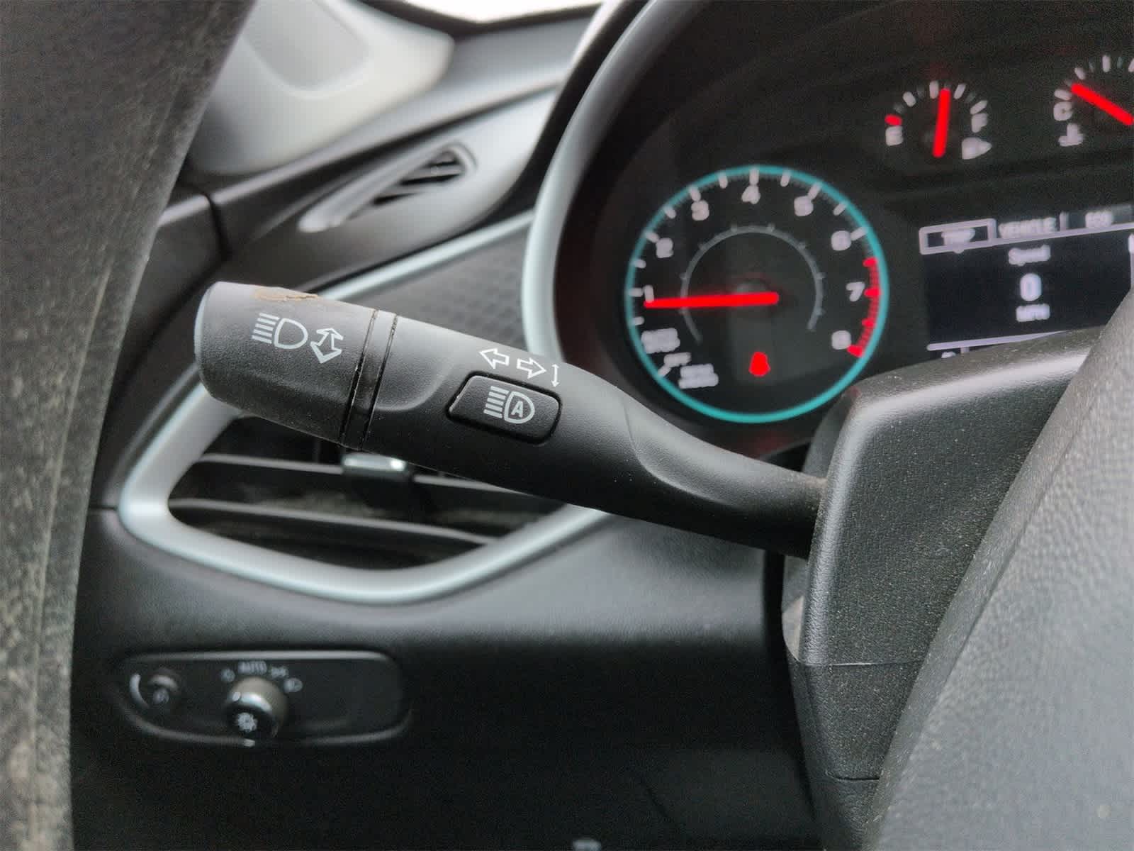 Thumbnail: 2024 Chevrolet Malibu - 21